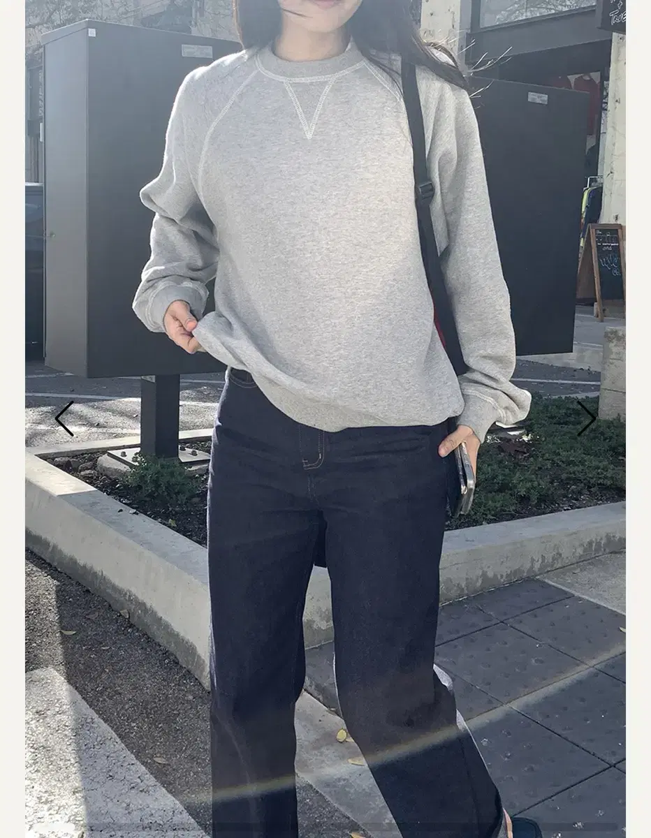 새상품 헤이그 a cover stitch sweatshirt grey